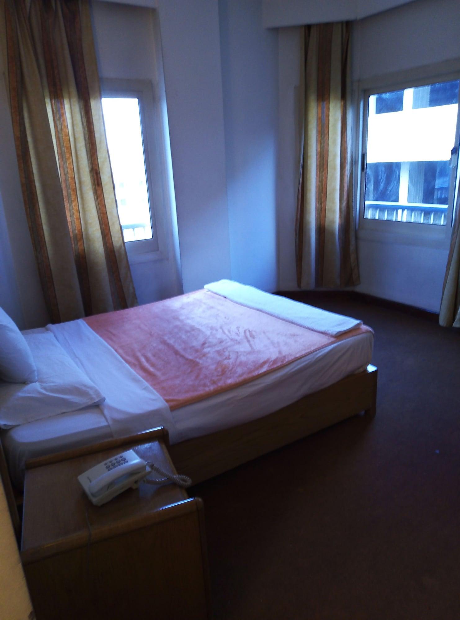 Queens Valley Hotel, Restaurants, Bars And Spa Luxor Buitenkant foto